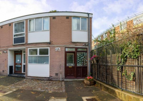 London - 4 beds - Garden - Pet Friendly